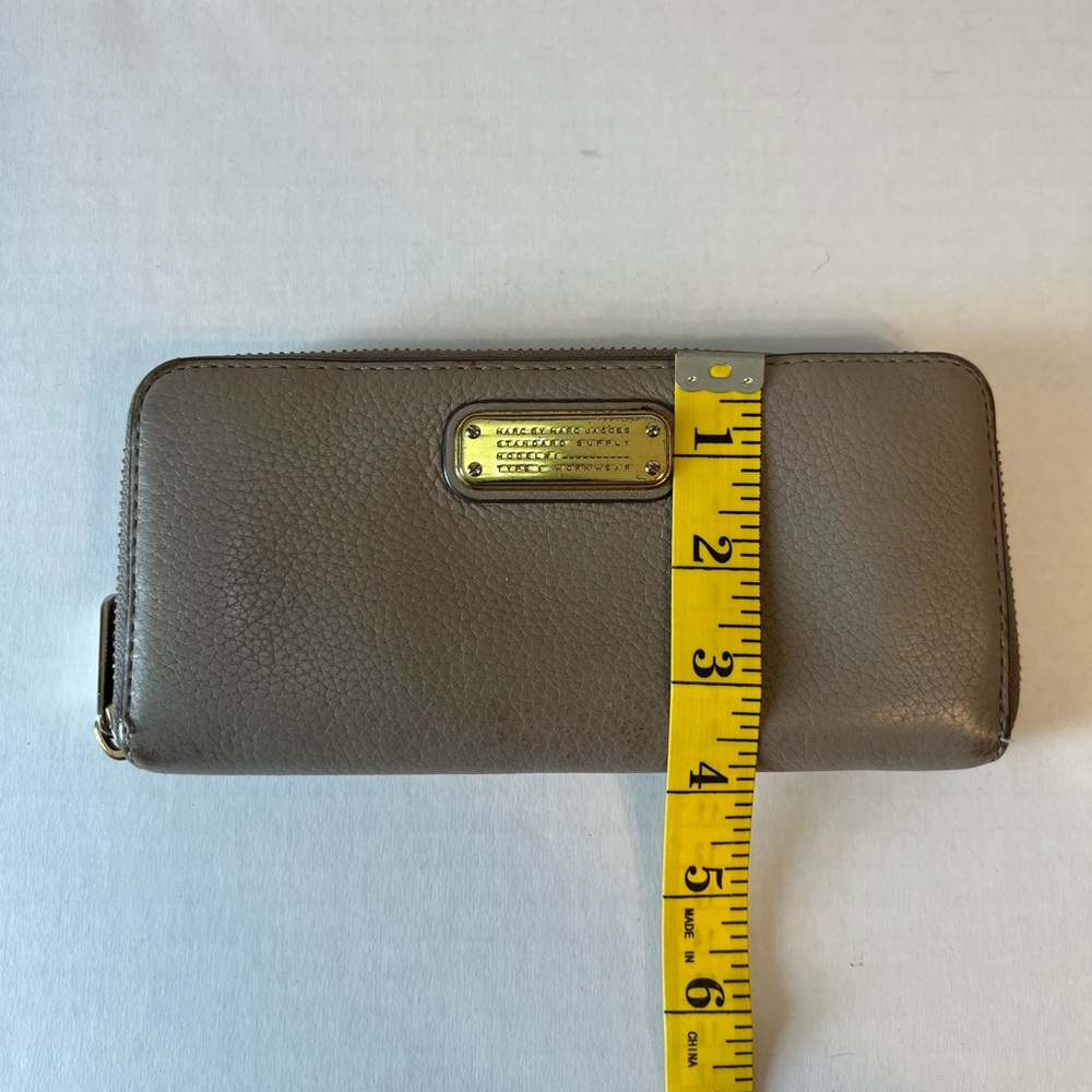 Marc Jacobs zip around long wallet‎ - Picture 14 of 14